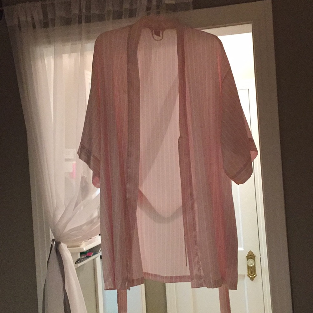 VS Silky Robe